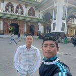 Naufal dan Fauzi di Masjid Syech Khalil Bangkalan